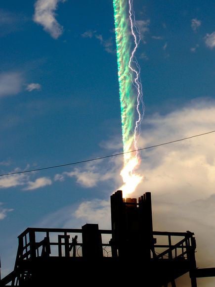 lightning-x-rayed.jpg